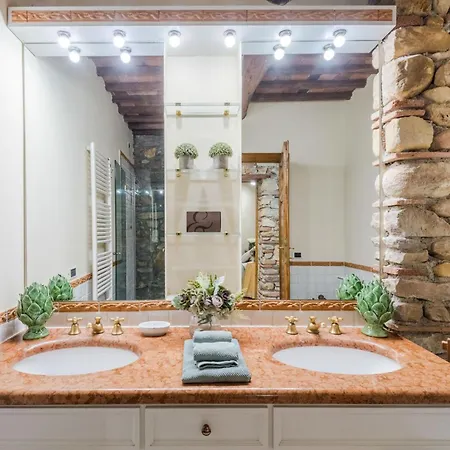 Citrus Charm Farmhouse, A Country With Pool Villa *
