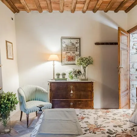 Citrus Charm Farmhouse, A Country With Pool Villa Capannori