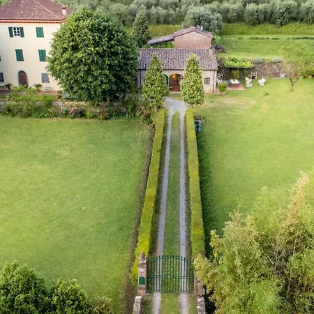 Citrus Charm Farmhouse, A Country With Pool * Capannori
