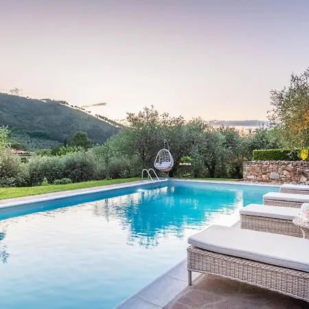 Citrus Charm Farmhouse, A Country With Pool Villa