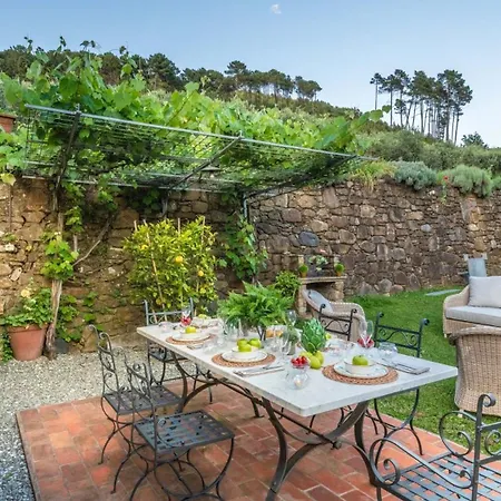Villa Citrus Charm Farmhouse, A Country With Pool *