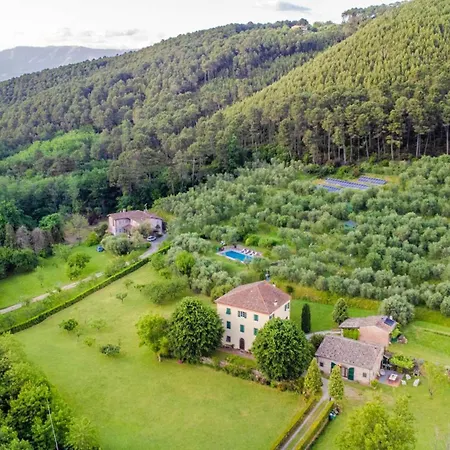 Citrus Charm Farmhouse, A Country With Pool * Capannori