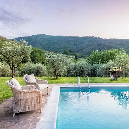 Citrus Charm Farmhouse, A Country With Pool Villa *